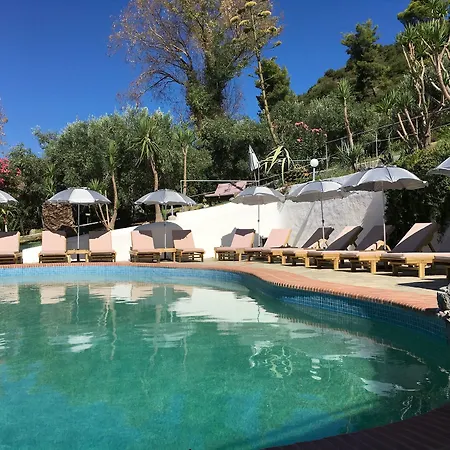 Aparthotel Dias 4*