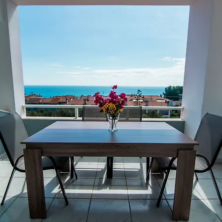 Hotel de apartamente Dias Mola Kalyva