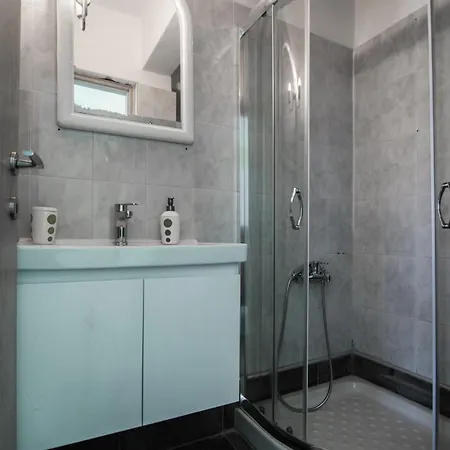 Dias モラ・カリヴァ