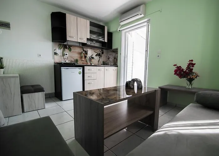 Dias Μόλα Καλύβα