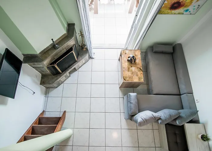 Ξενοδοχείο με διαμερίσματα Dias Μόλα Καλύβα